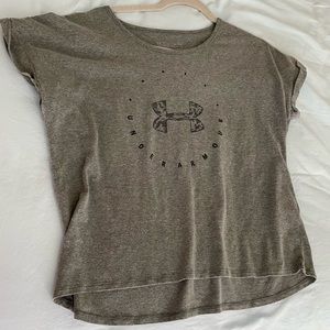 Under armor women tee